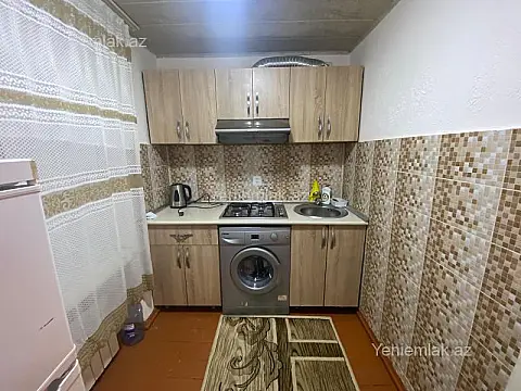 Satılır 1 otaqlı köhnə tikili 30 m²