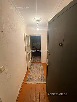 Satılır 1 otaqlı köhnə tikili 30 m²