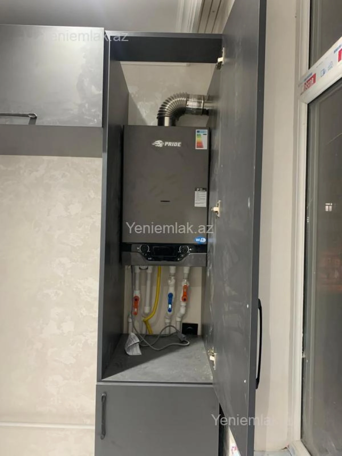 Satılır 2 otaqlı köhnə tikili 55 m²