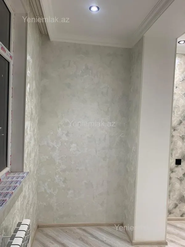 Satılır 2 otaqlı köhnə tikili 55 m²