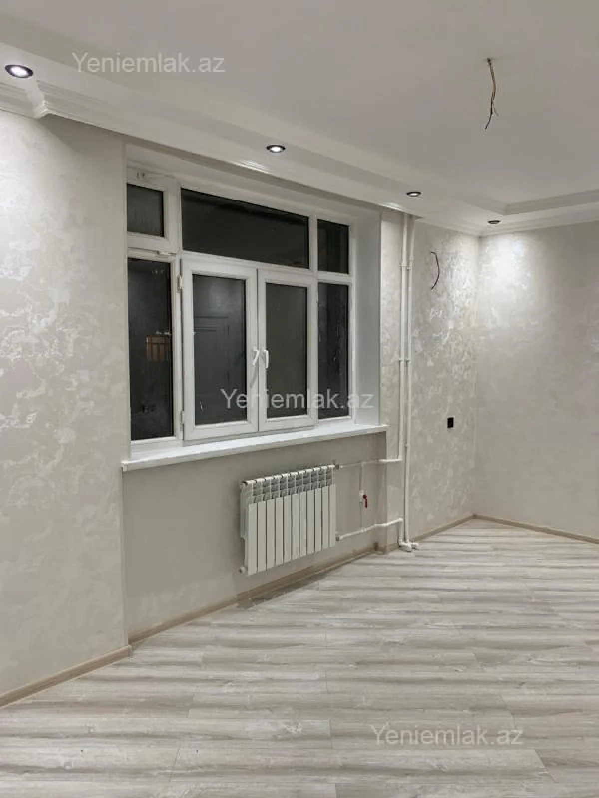 Satılır 2 otaqlı köhnə tikili 55 m²