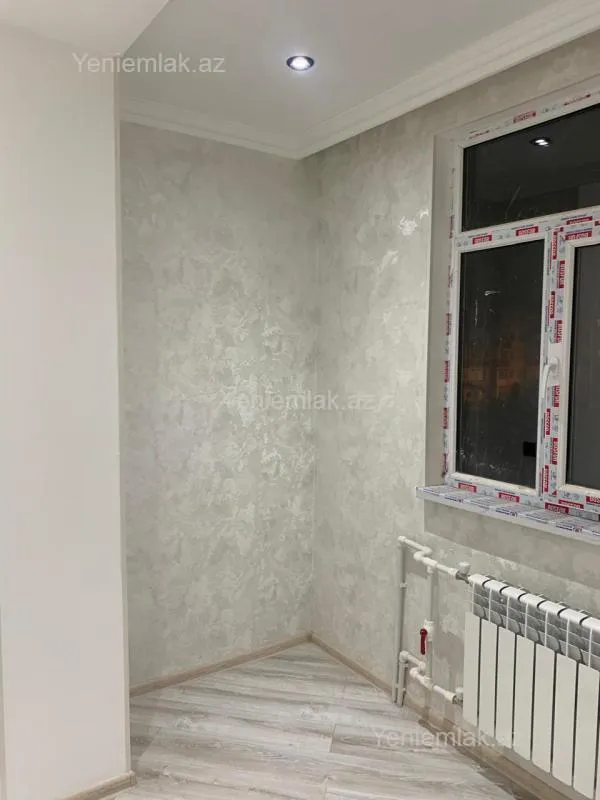 Satılır 2 otaqlı köhnə tikili 55 m²