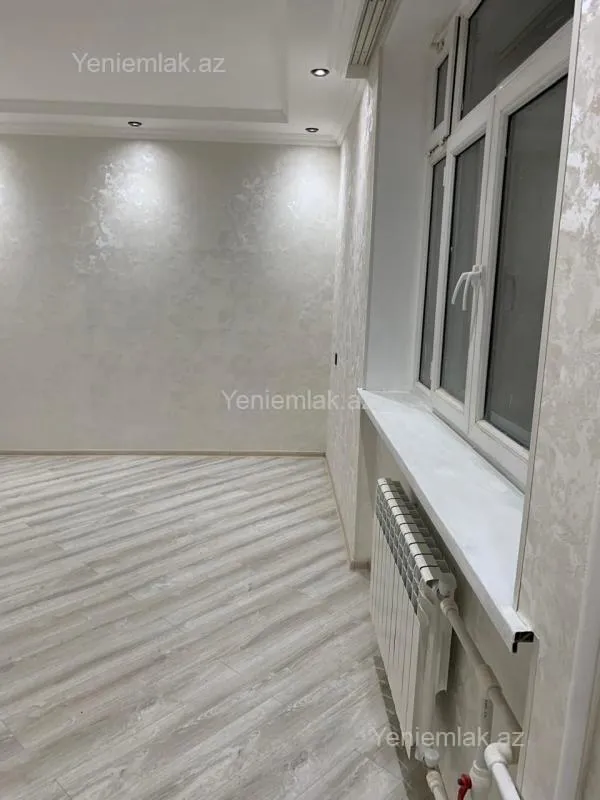 Satılır 2 otaqlı köhnə tikili 55 m²