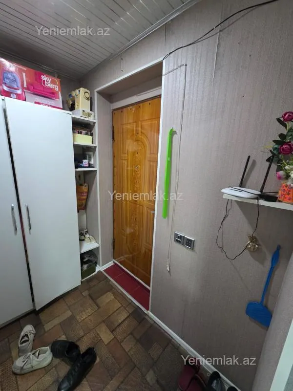 Satılır 1 otaqlı köhnə tikili 30 m²