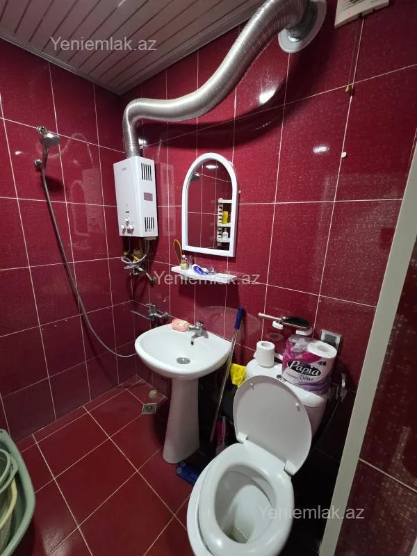 Satılır 1 otaqlı köhnə tikili 30 m²