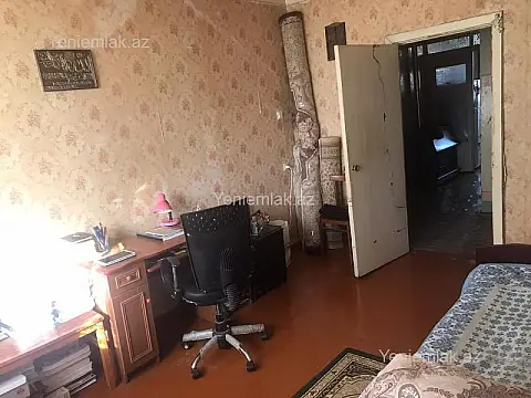 Satılır 3 otaqlı köhnə tikili 72 m²