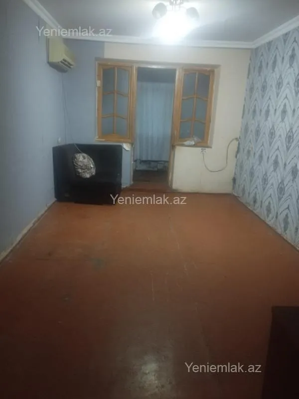 Satılır 2 otaqlı köhnə tikili 47 m²