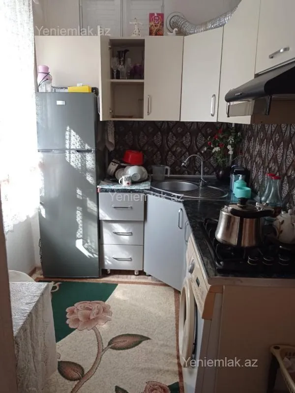 Satılır 2 otaqlı köhnə tikili 47 m²