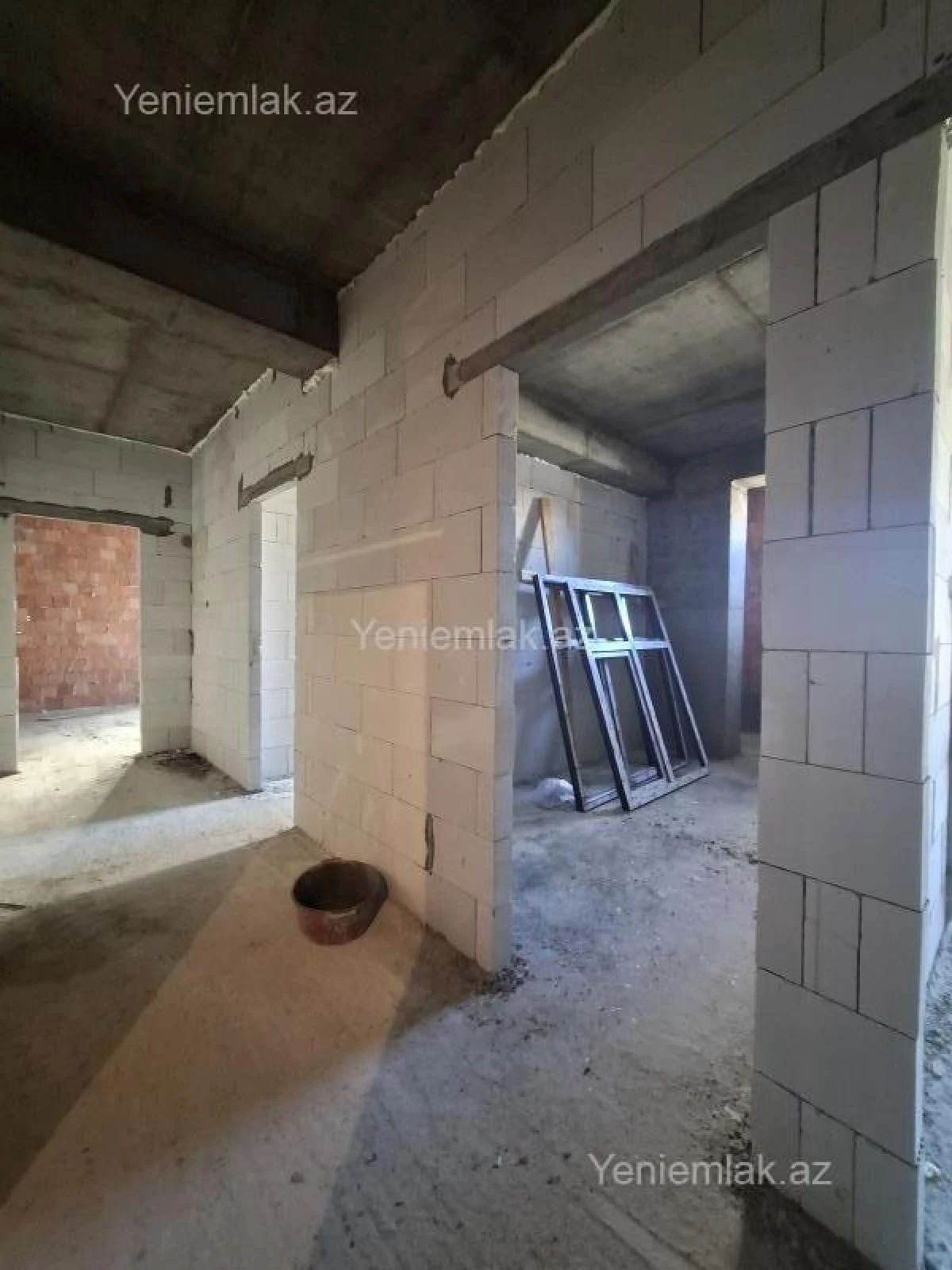 Satılır 3 otaqlı yeni tikili 86.5 m²