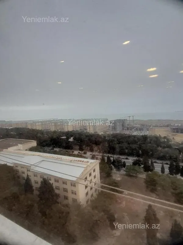 Satılır 2 otaqlı yeni tikili 72 m²