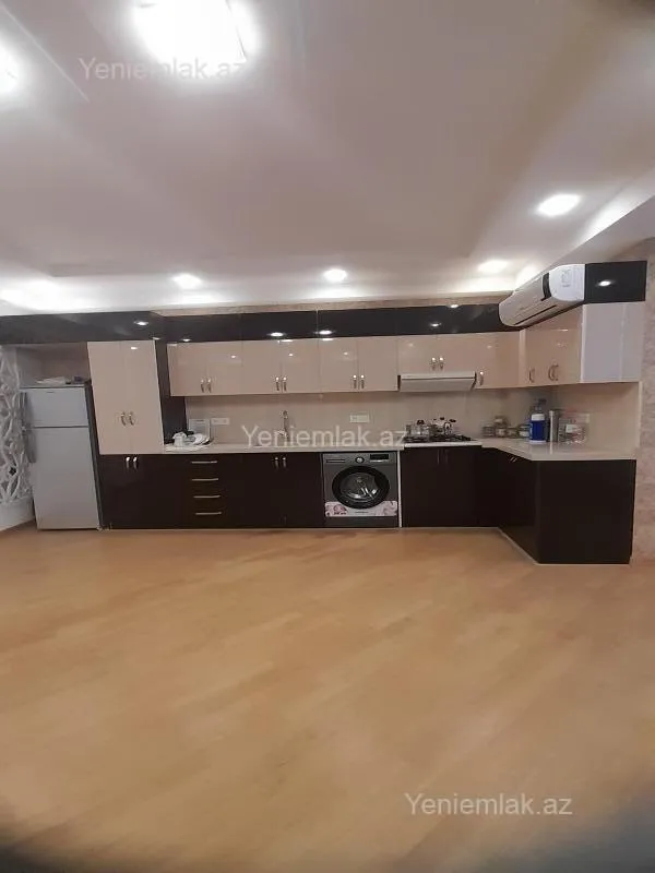 Satılır 2 otaqlı yeni tikili 72 m²