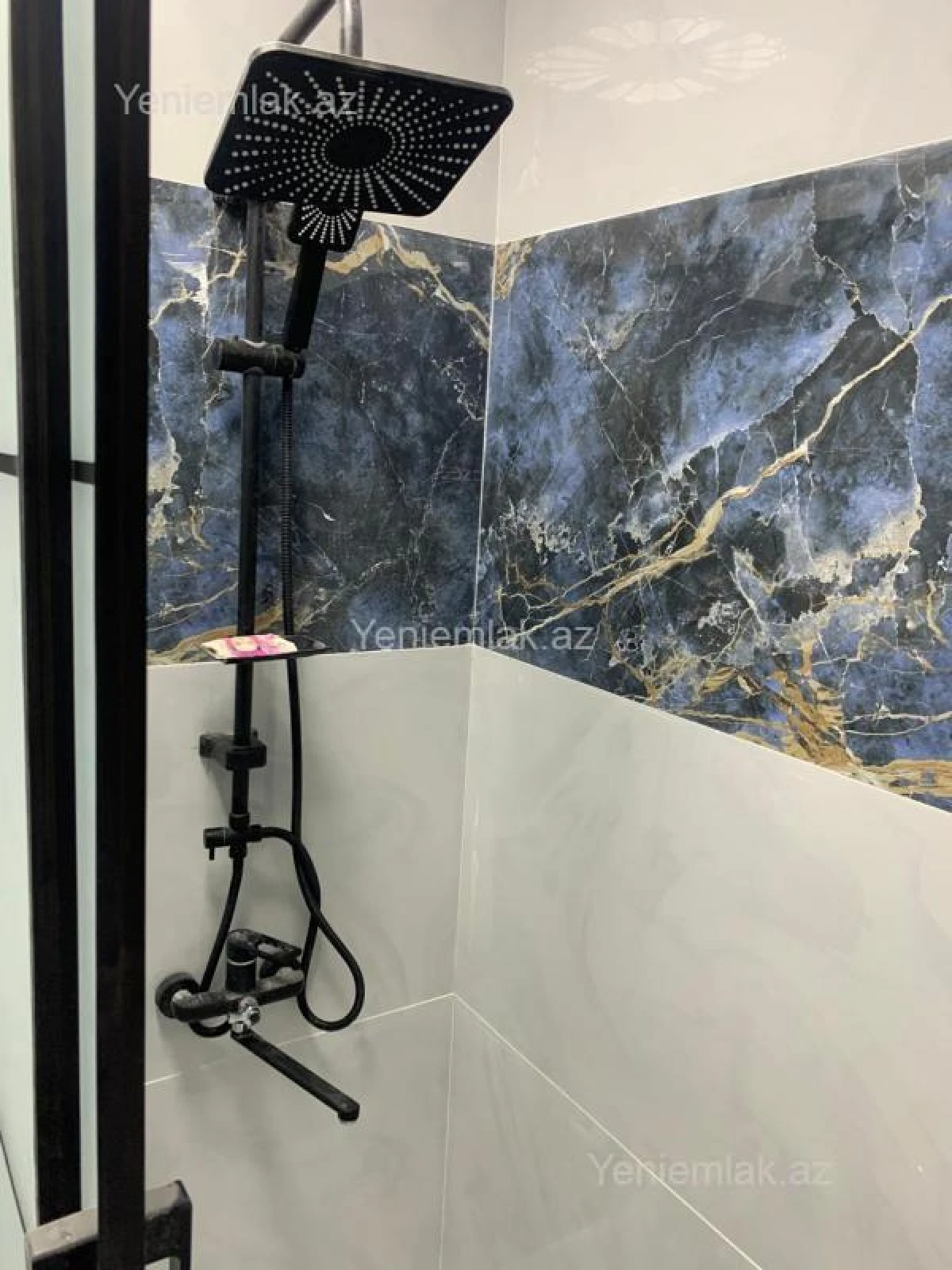 Satılır 2 otaqlı köhnə tikili 55 m²