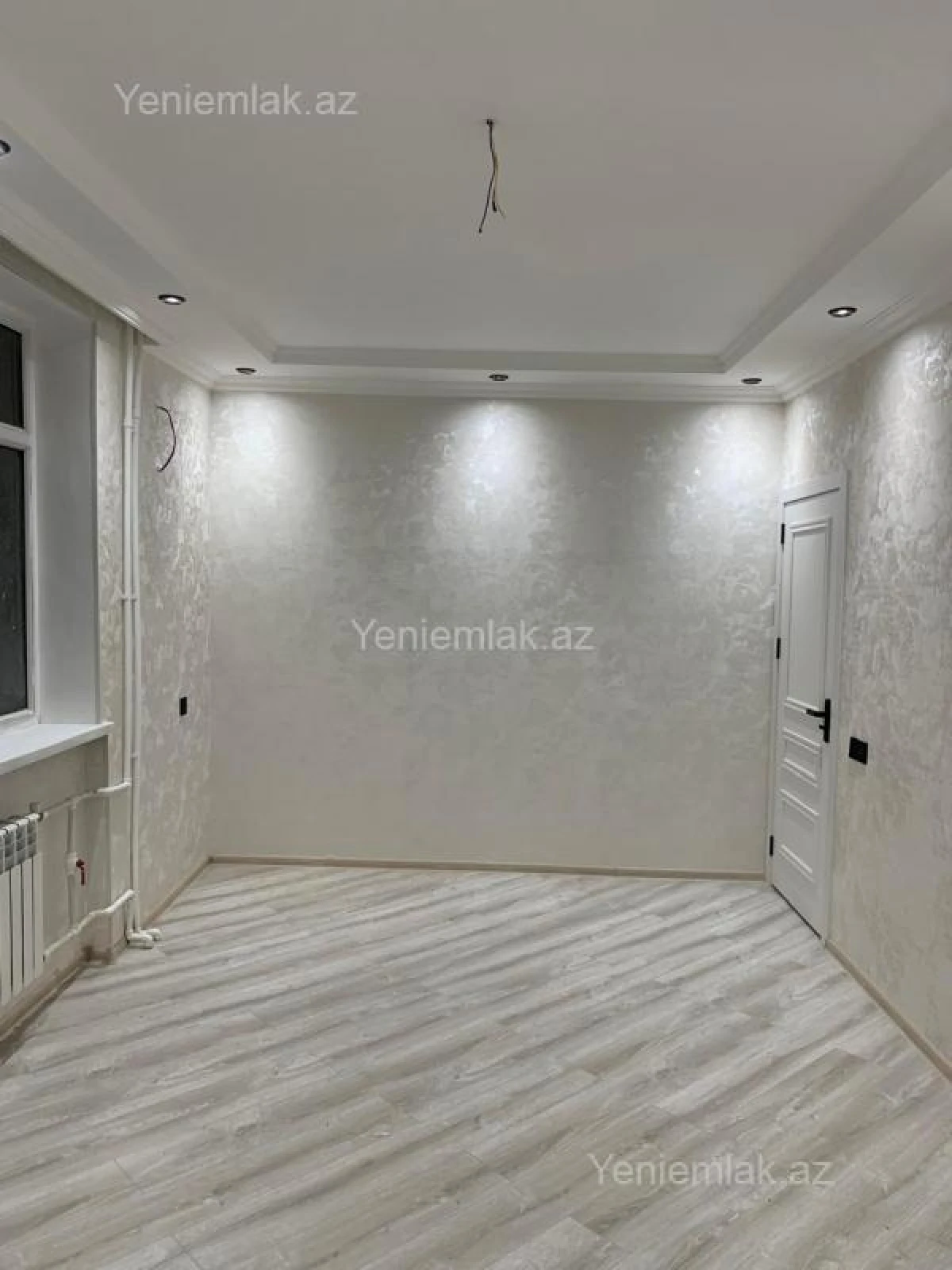 Satılır 2 otaqlı köhnə tikili 55 m²