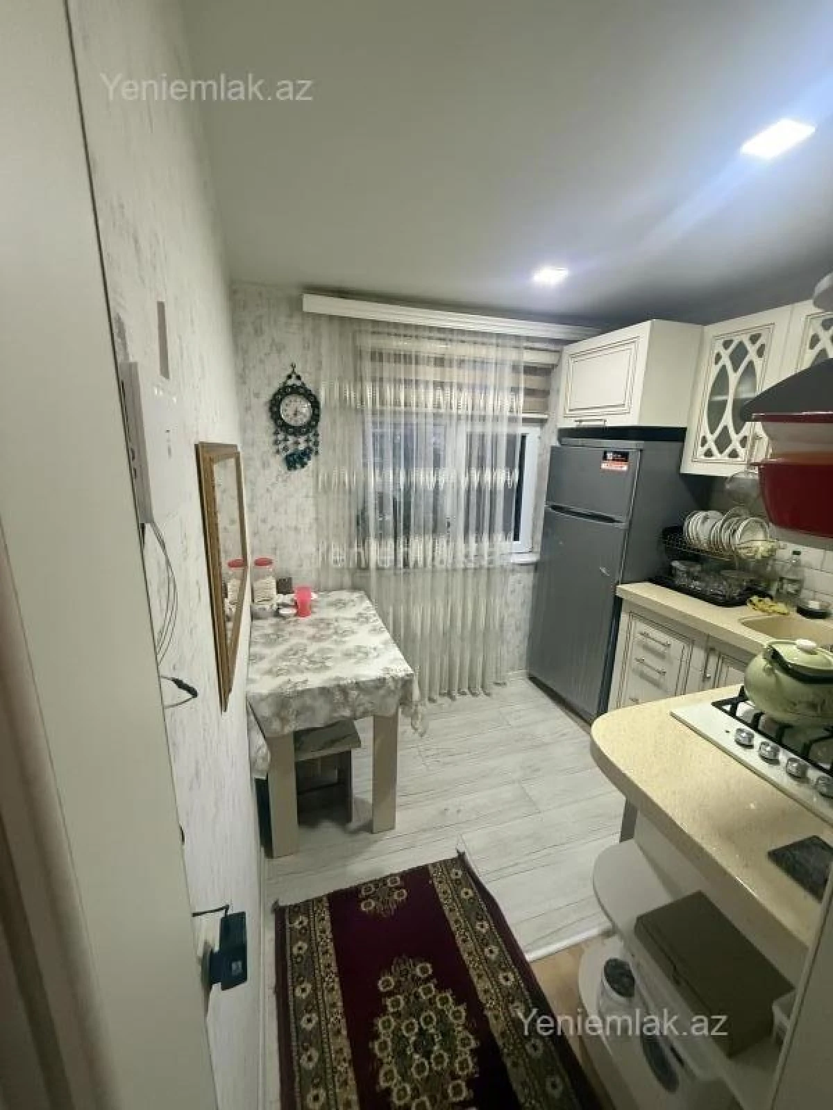 Satılır 2 otaqlı köhnə tikili 46 m²