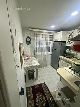 Satılır 2 otaqlı köhnə tikili 46 m²