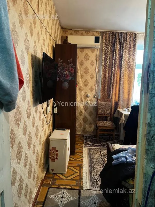 Satılır 1 otaqlı köhnə tikili 31 m²