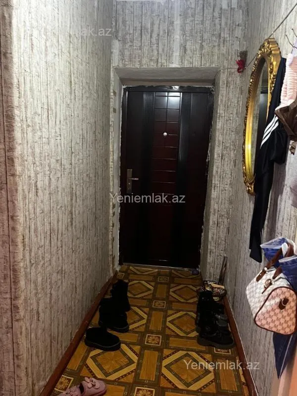 Satılır 1 otaqlı köhnə tikili 31 m²
