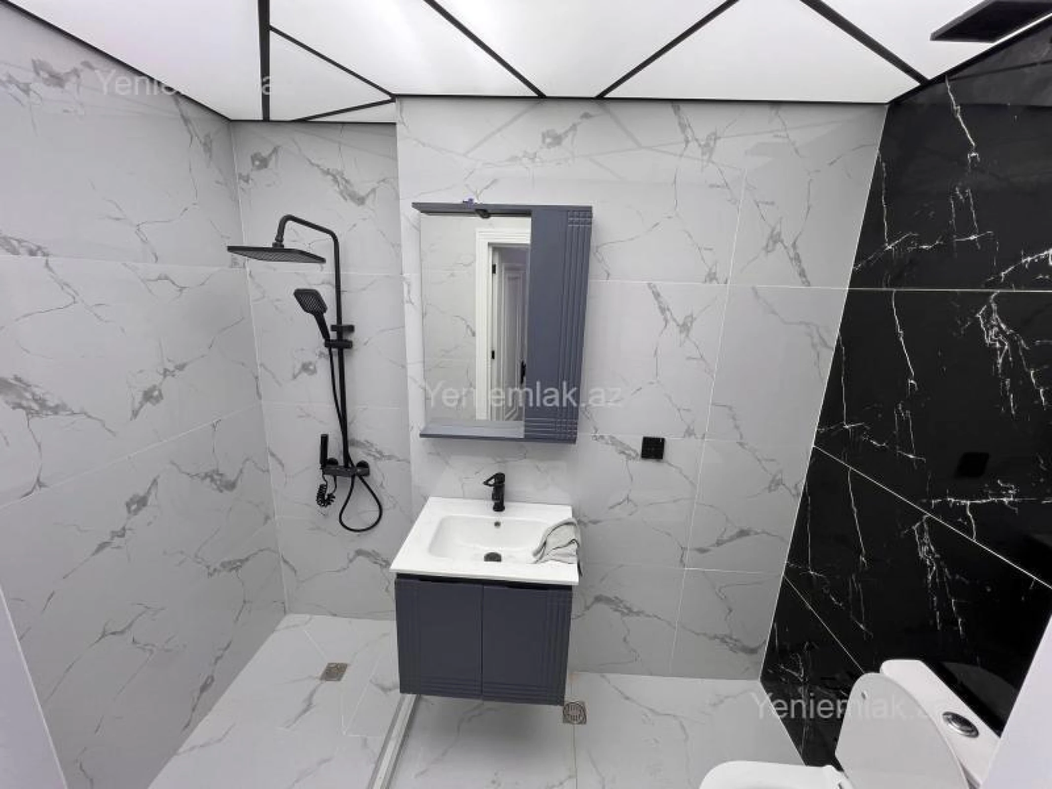 Satılır 3 otaqlı yeni tikili 87 m²