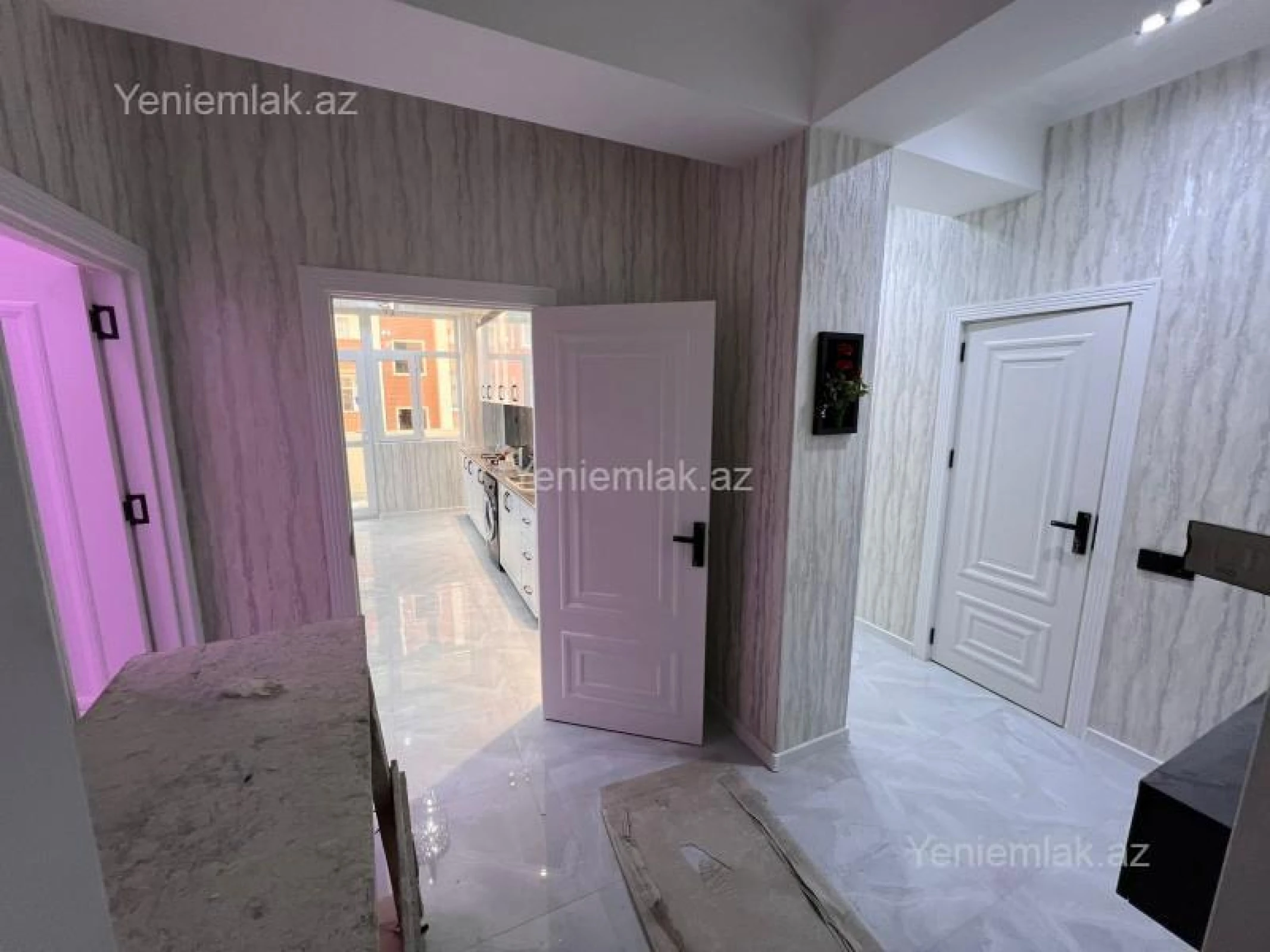 Satılır 3 otaqlı yeni tikili 87 m²