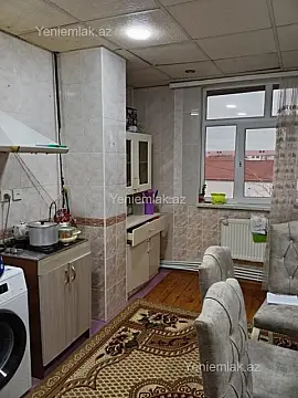 Satılır 3 otaqlı köhnə tikili 78 m²