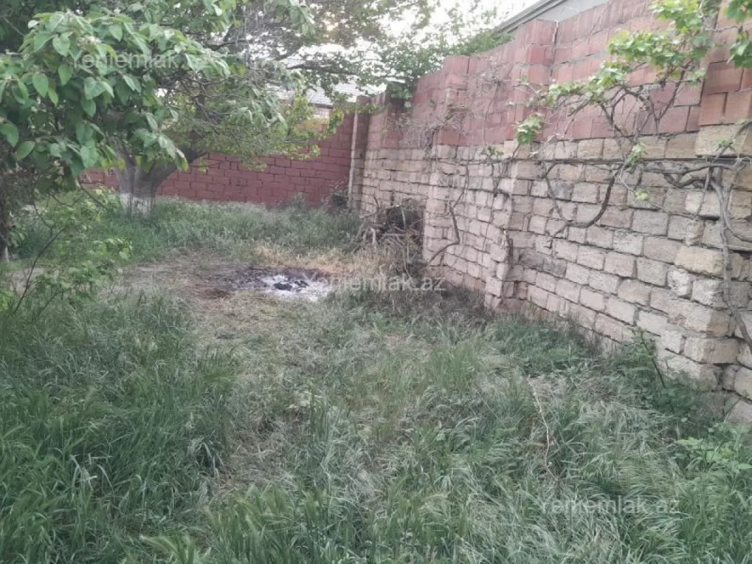 Satılır 3 otaqlı həyət evi 100 m²