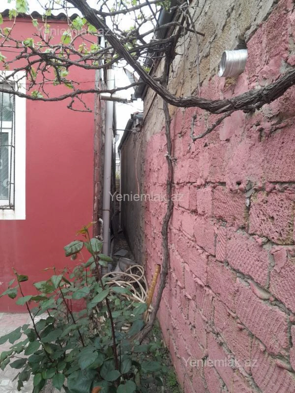 Satılır 3 otaqlı həyət evi 100 m²