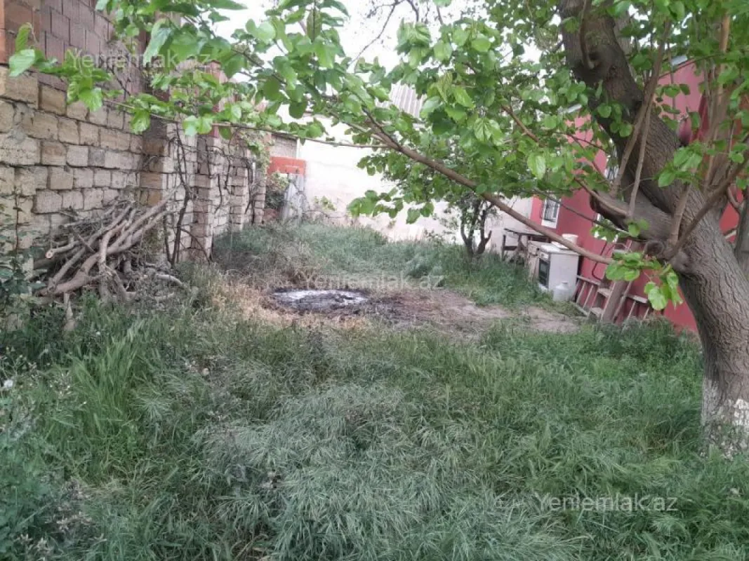 Satılır 3 otaqlı həyət evi 100 m²