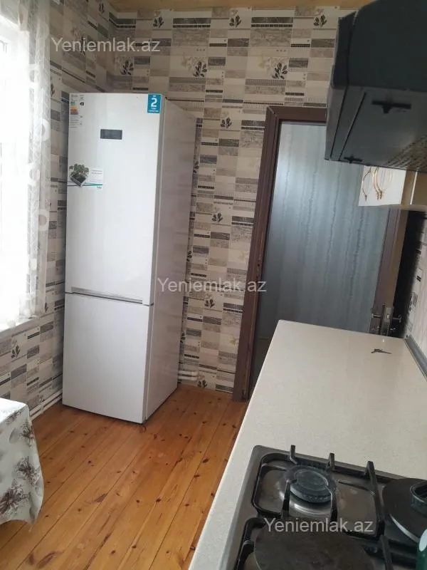 Satılır 3 otaqlı həyət evi 100 m²