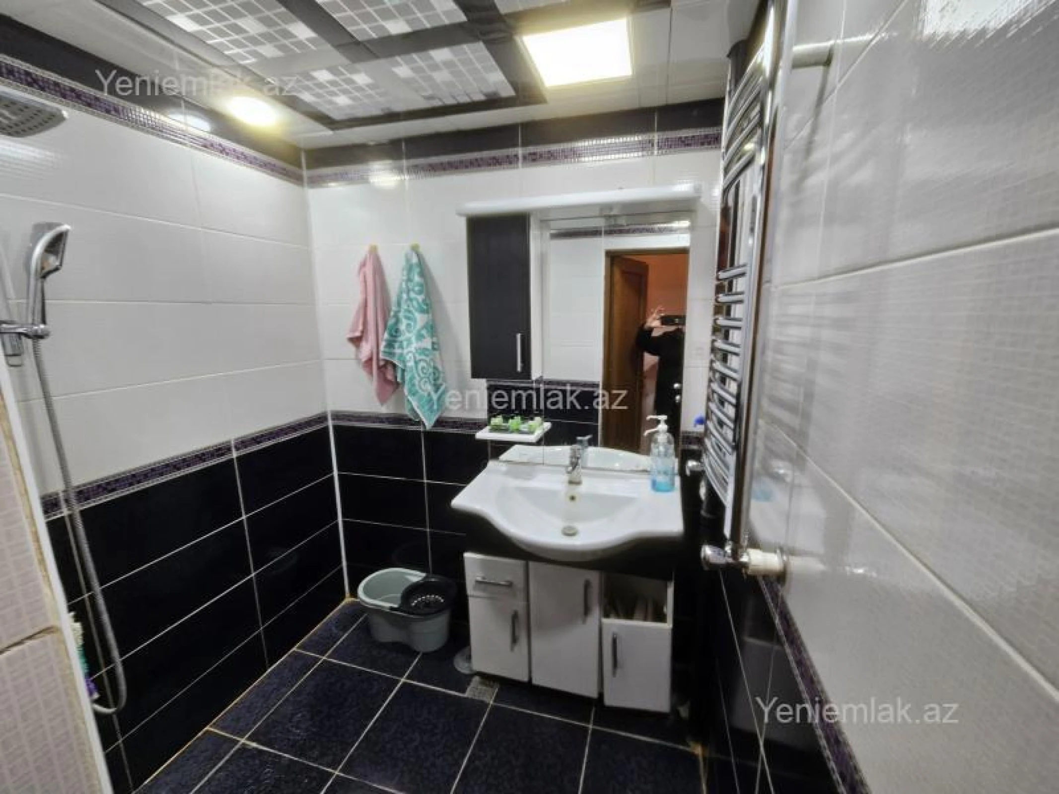 Satılır 4 otaqlı köhnə tikili 100 m²