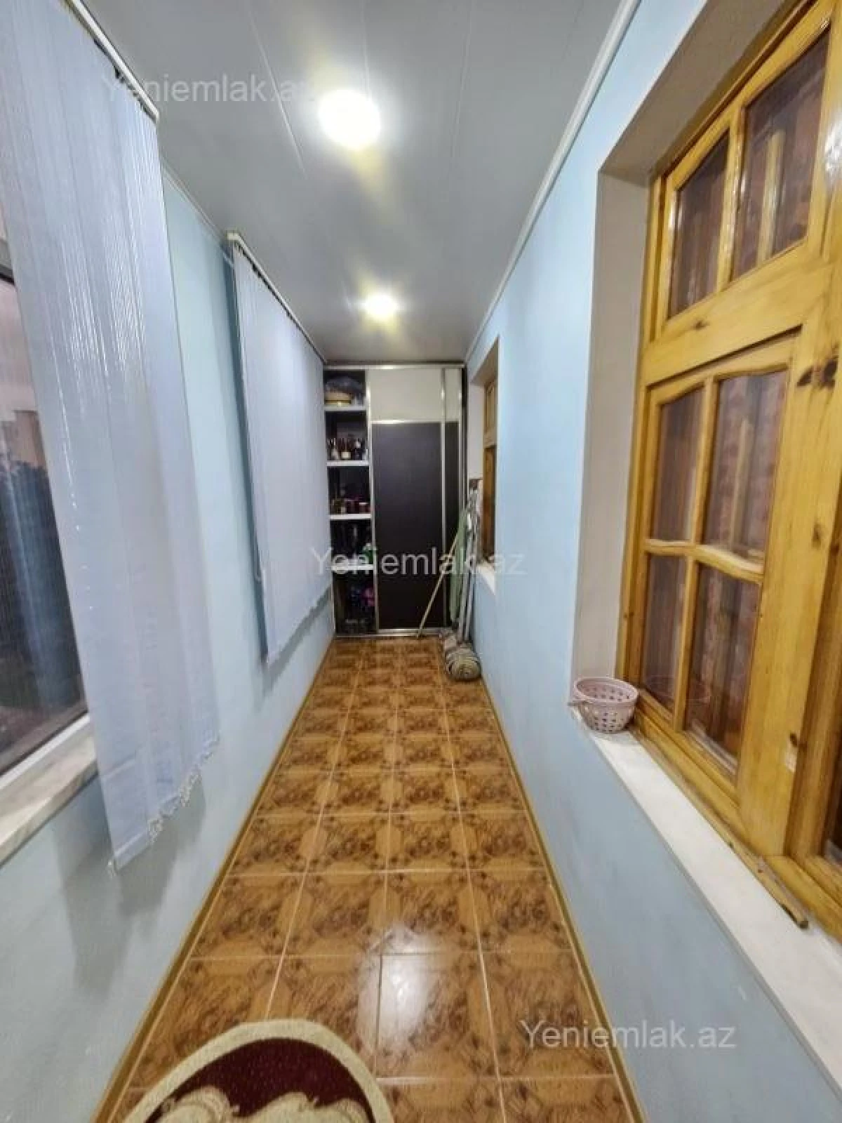 Satılır 4 otaqlı köhnə tikili 100 m²