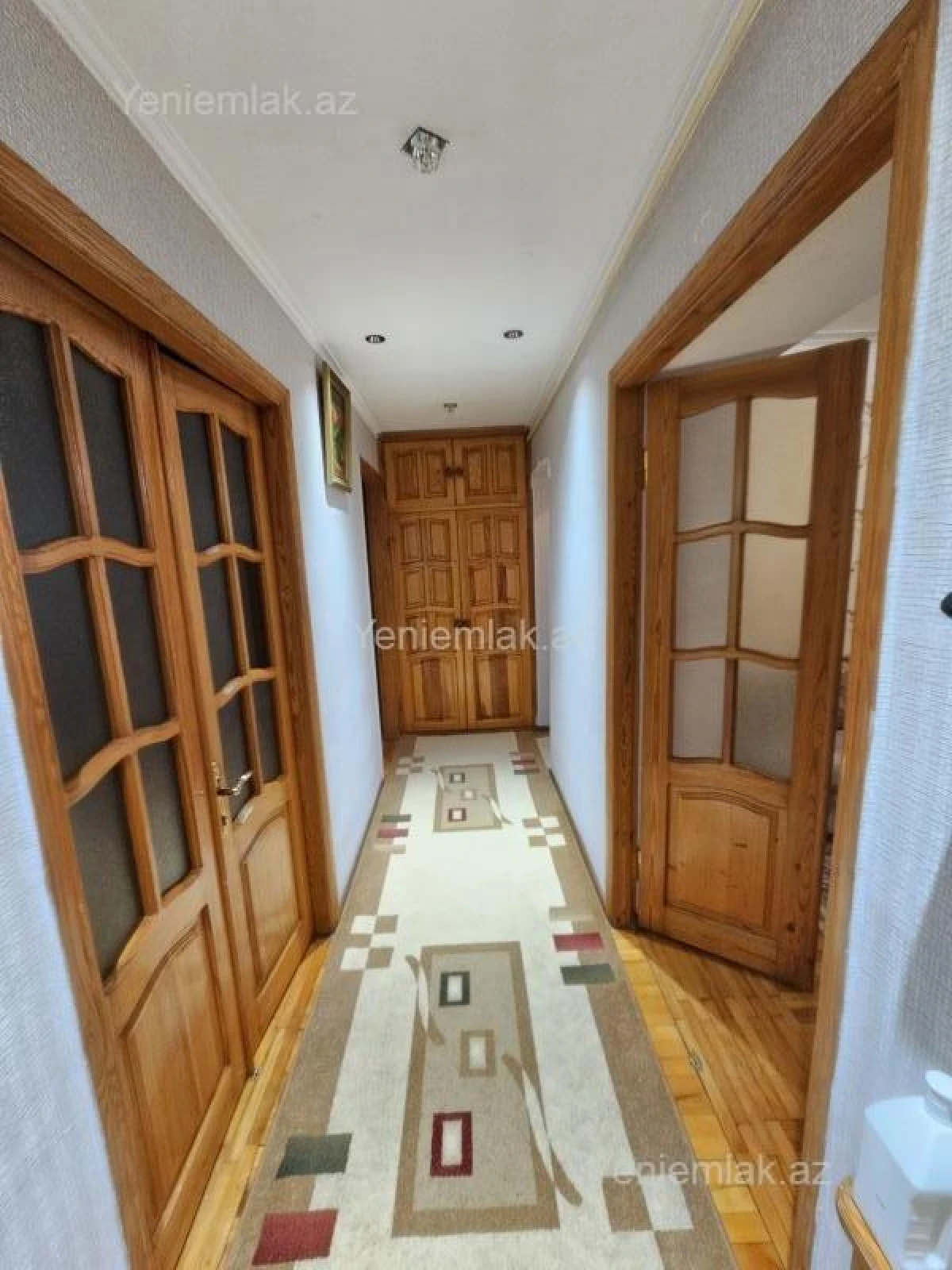 Satılır 4 otaqlı köhnə tikili 100 m²