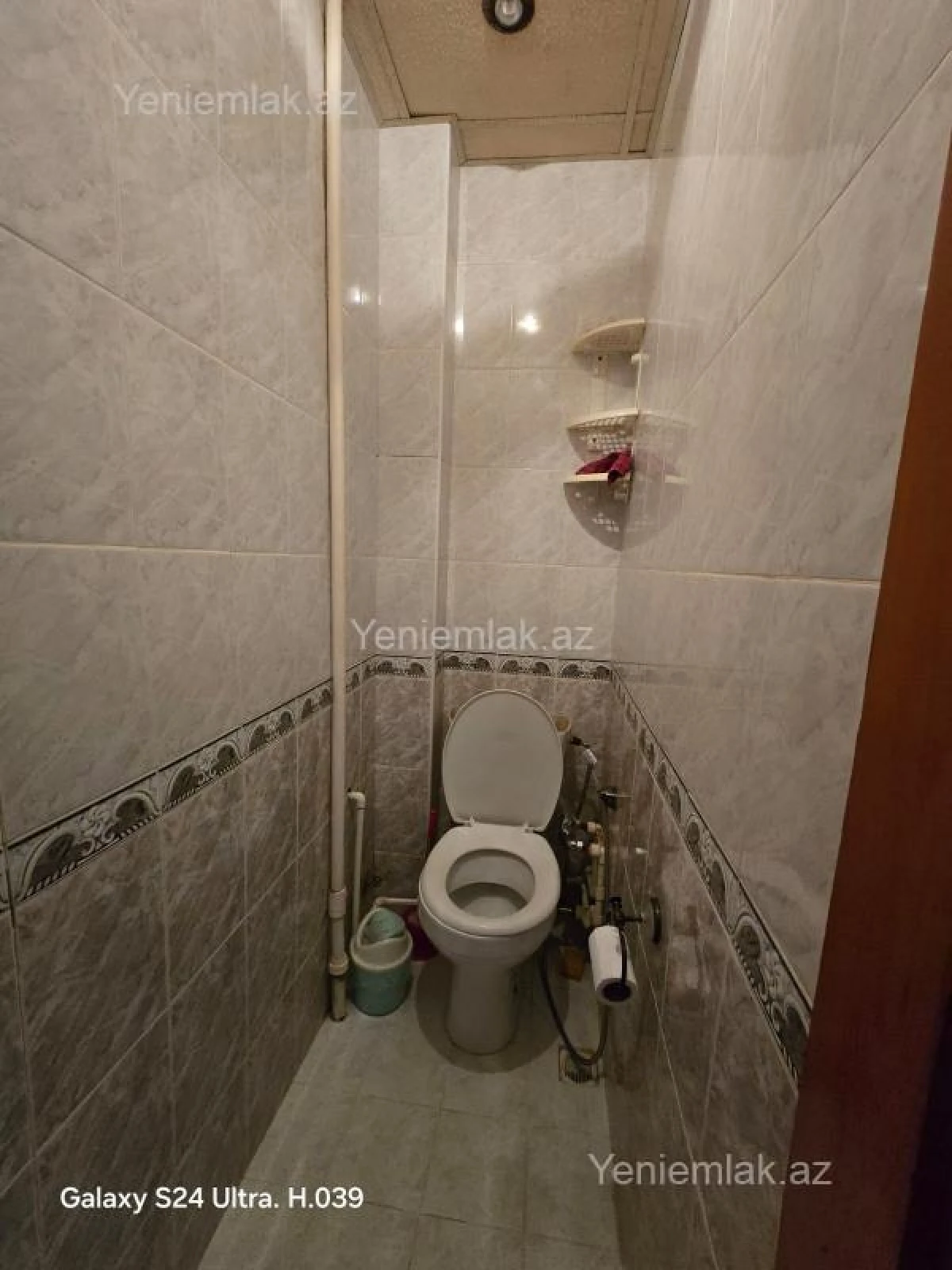 Satılır 3 otaqlı köhnə tikili 75 m²