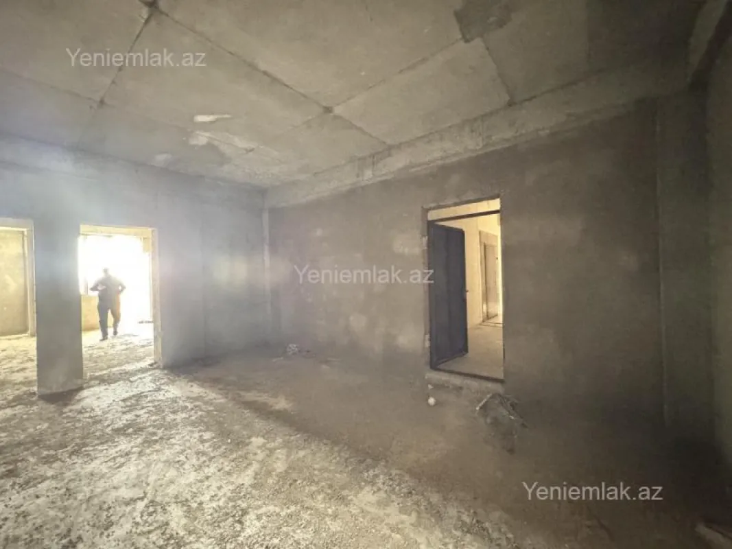 Satılır 3 otaqlı yeni tikili 120 m²