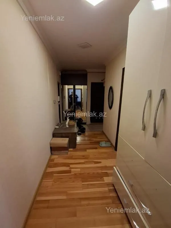 Satılır 2 otaqlı köhnə tikili 55 m²