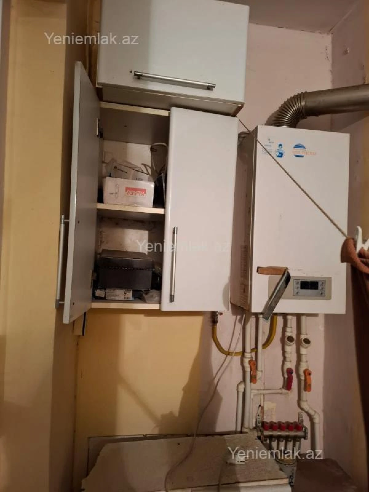 Satılır 2 otaqlı köhnə tikili 55 m²