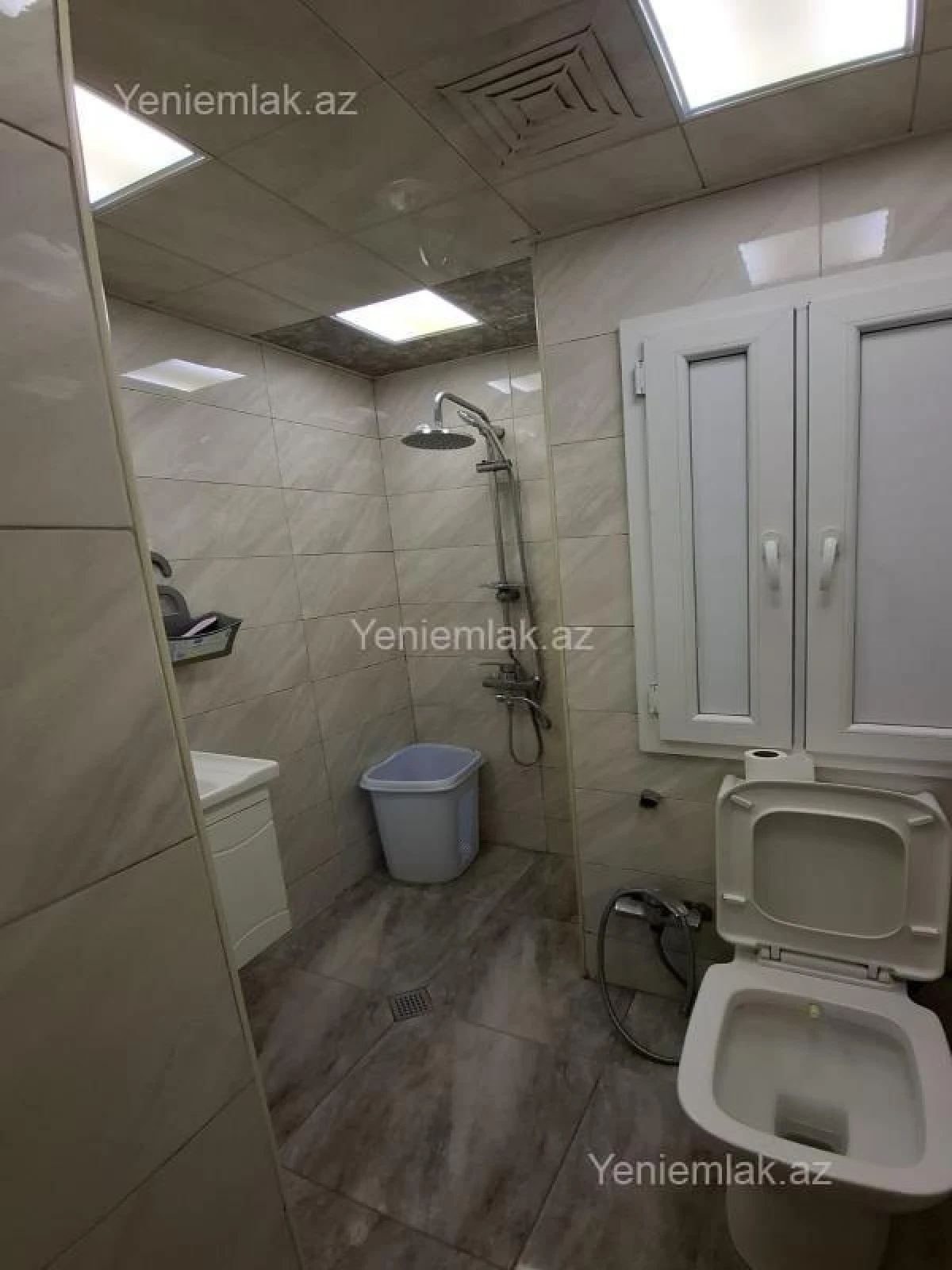 Satılır 2 otaqlı köhnə tikili 55 m²