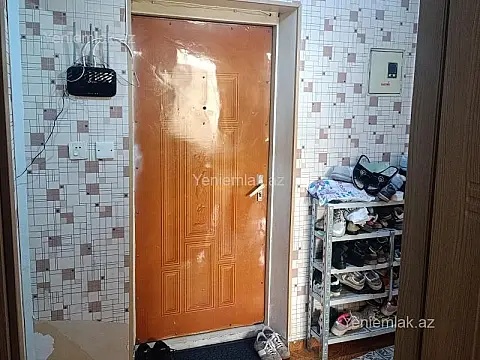 Satılır 2 otaqlı köhnə tikili 50 m²
