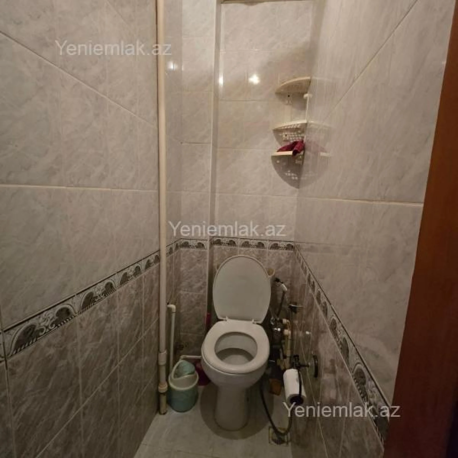Satılır 3 otaqlı köhnə tikili 75 m²