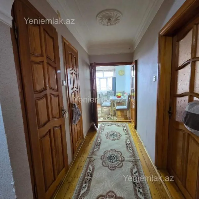 Satılır 3 otaqlı köhnə tikili 75 m²