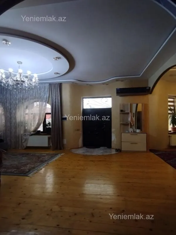 Satılır 4 otaqlı həyət evi 150 m²
