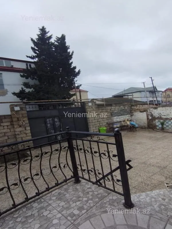 Satılır 4 otaqlı həyət evi 150 m²
