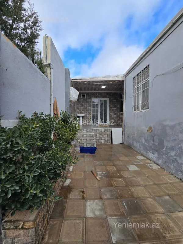 Satılır 4 otaqlı həyət evi 170 m²
