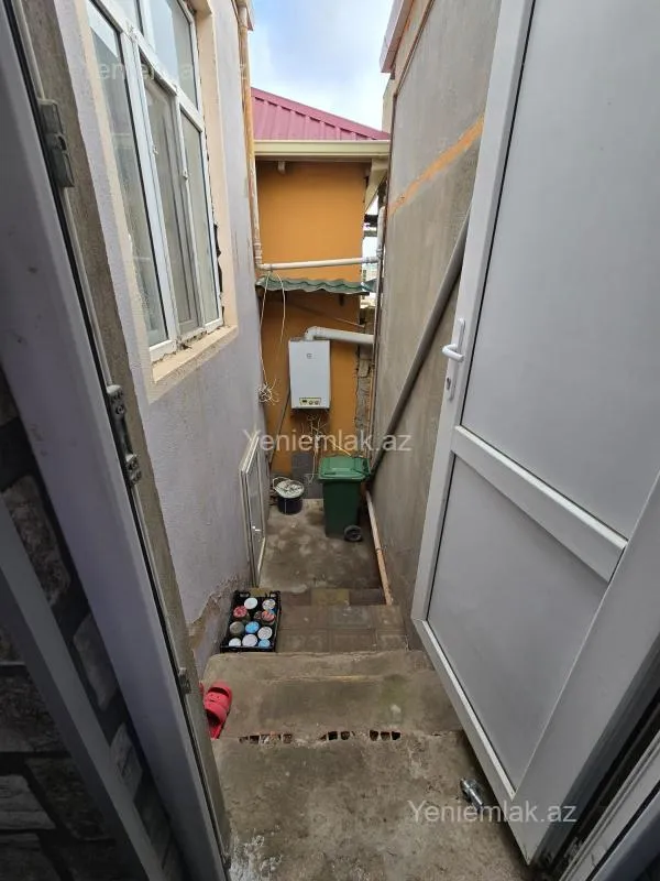 Satılır 4 otaqlı həyət evi 170 m²