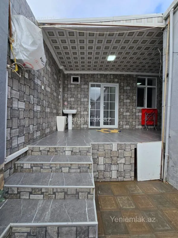 Satılır 4 otaqlı həyət evi 170 m²