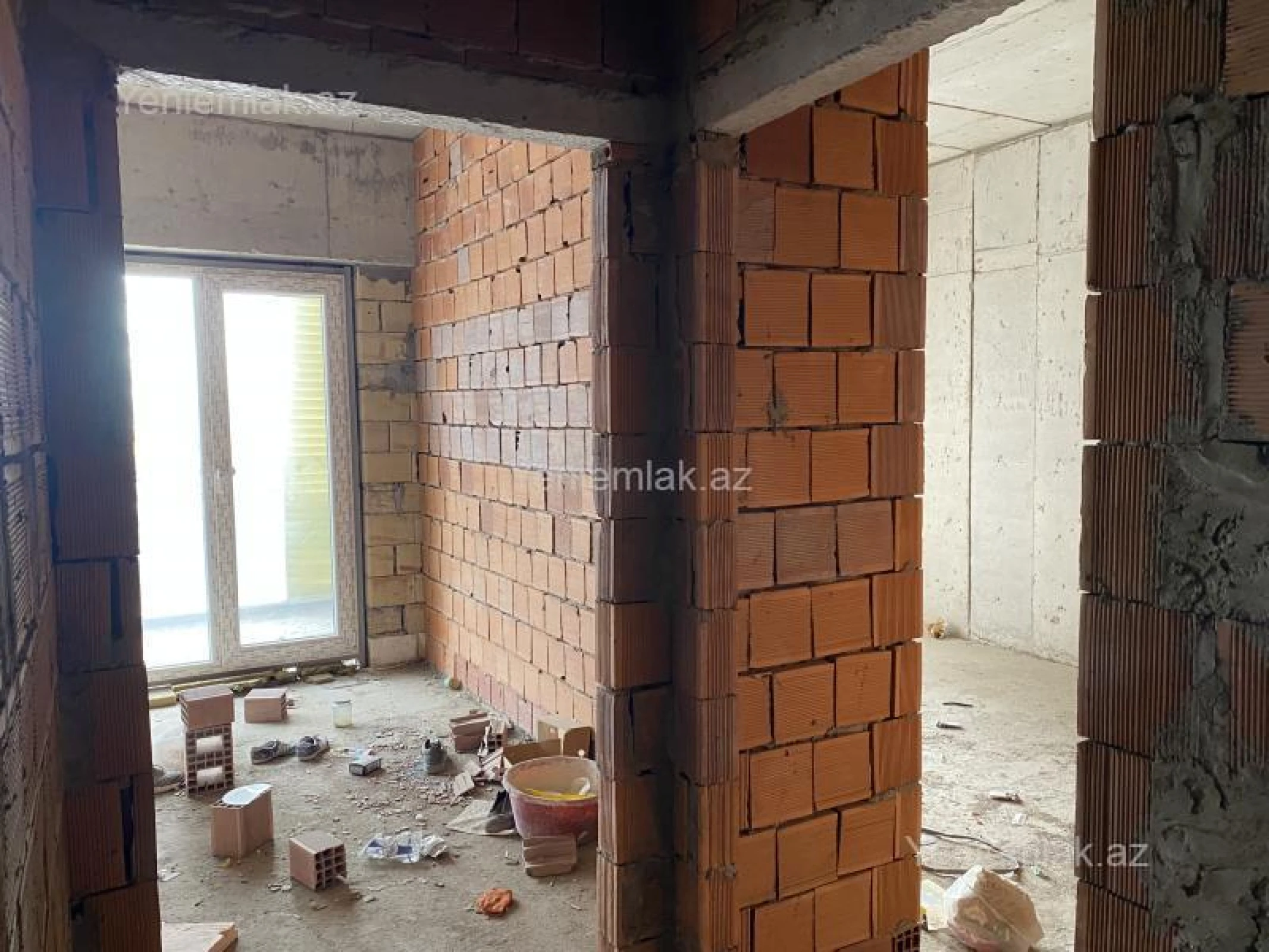 Satılır 4 otaqlı yeni tikili 166.5 m²