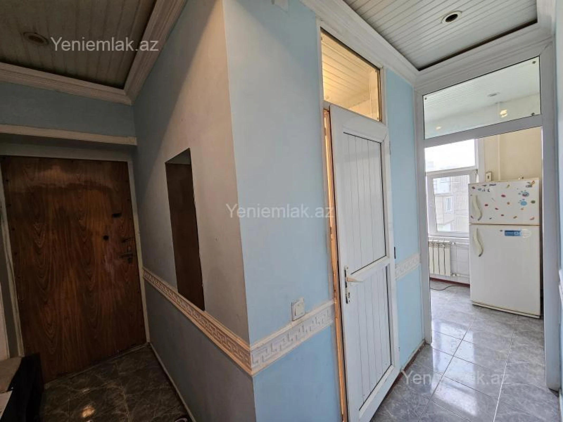 Satılır 3 otaqlı köhnə tikili 75 m²