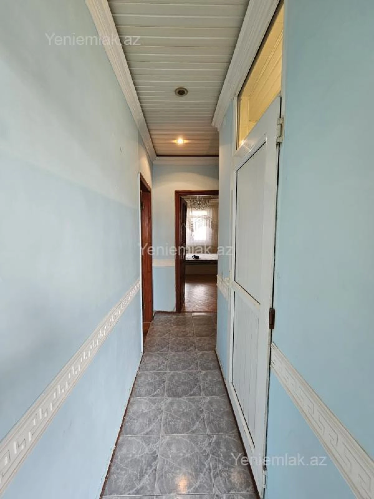 Satılır 3 otaqlı köhnə tikili 75 m²