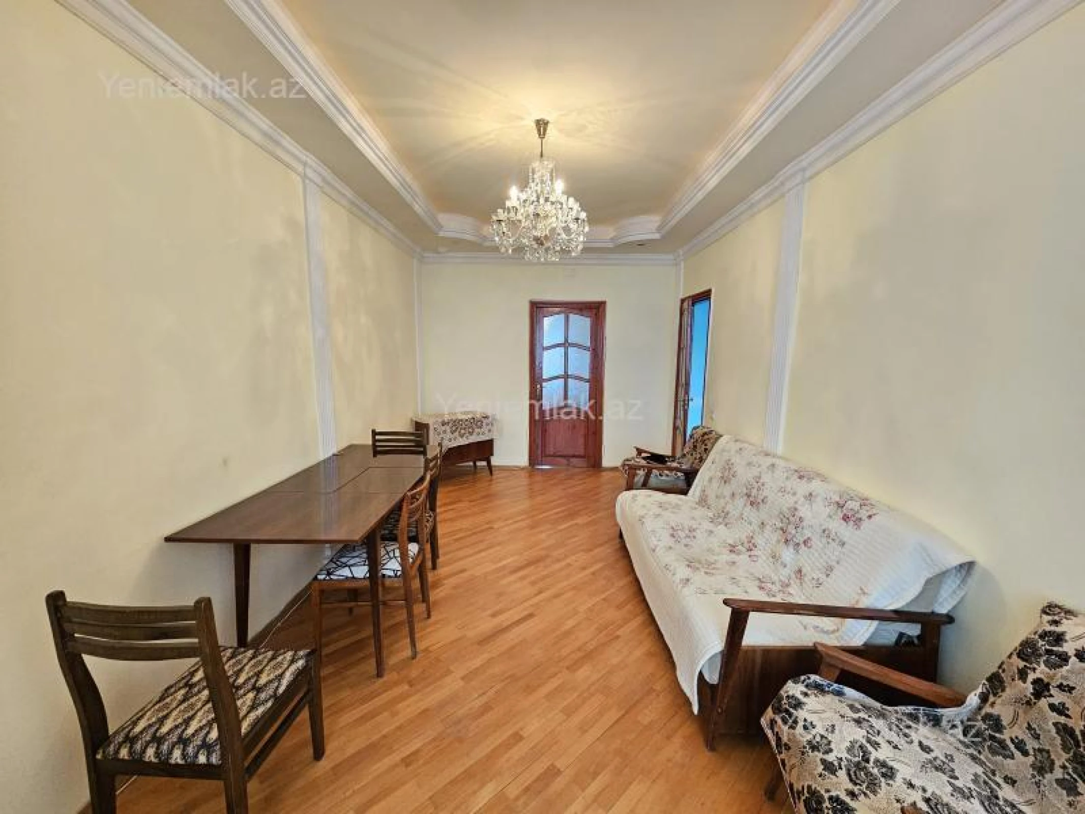 Satılır 3 otaqlı köhnə tikili 75 m²