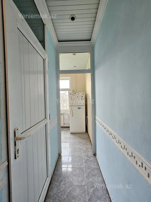 Satılır 3 otaqlı köhnə tikili 75 m²