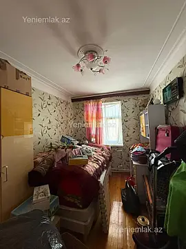 Satılır 3 otaqlı köhnə tikili 74 m²